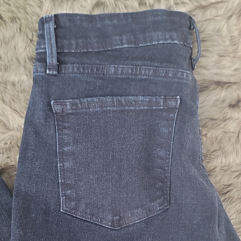 Denizen from Levi's Dark Blue Women's Skinny Jeans - Picture 2 of 7